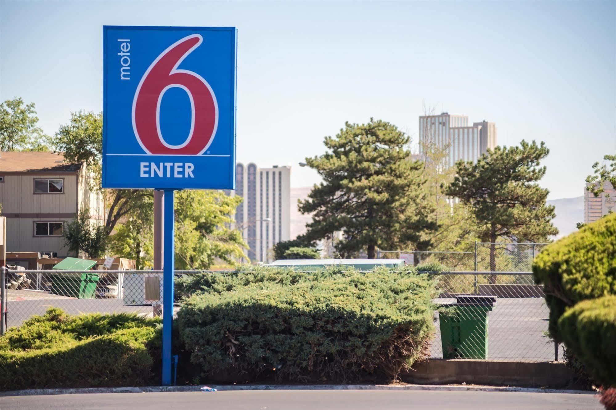 Motel 6-Reno, Nv - West ภายนอก รูปภาพ